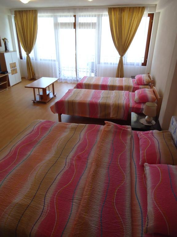 Beachfront Apartments Grunche Ohrid Room photo