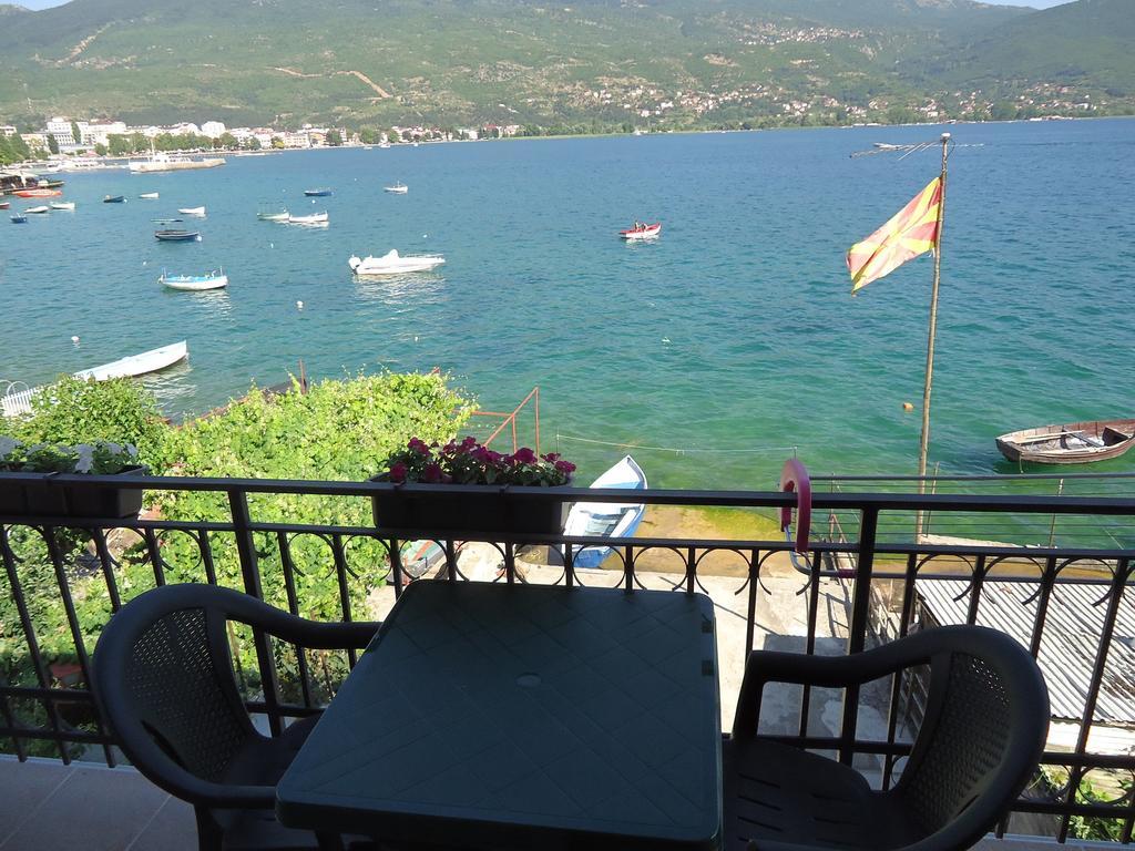Beachfront Apartments Grunche Ohrid Exterior photo