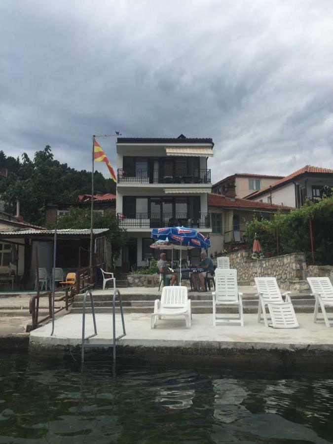 Beachfront Apartments Grunche Ohrid Exterior photo